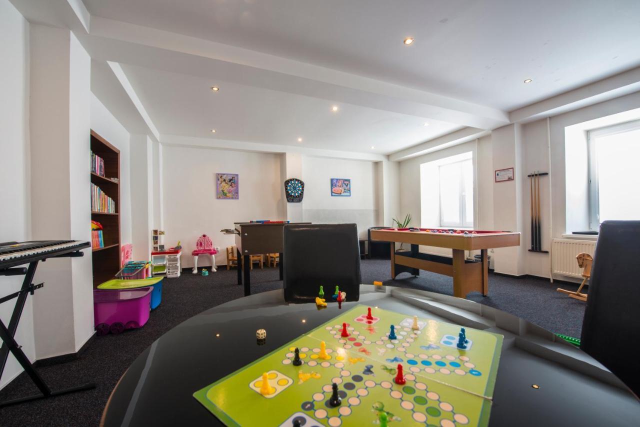 Svatojansky Kastiel Hotel Liptovsky Jan Ngoại thất bức ảnh