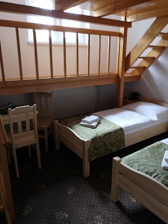 Svatojansky Kastiel Hotel Liptovsky Jan Ngoại thất bức ảnh